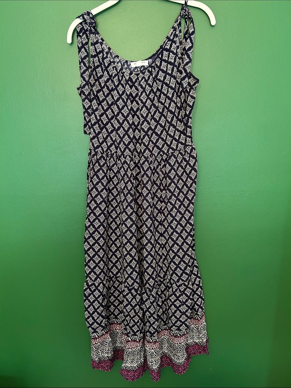 beachlunchlounge Navy Diamond-Print Maxi Dress with Pink Hem